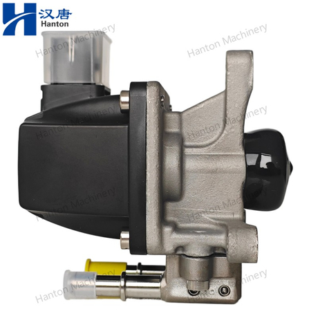 Cummins 4377649 Urea Doser Injector for Engine ISB6.7 QSB6.7 Series