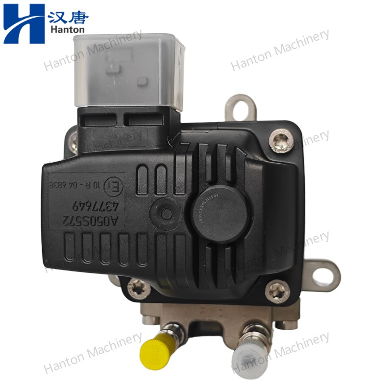 Cummins 4377649 Urea Doser Injector for Engine ISB6.7 QSB6.7 Series